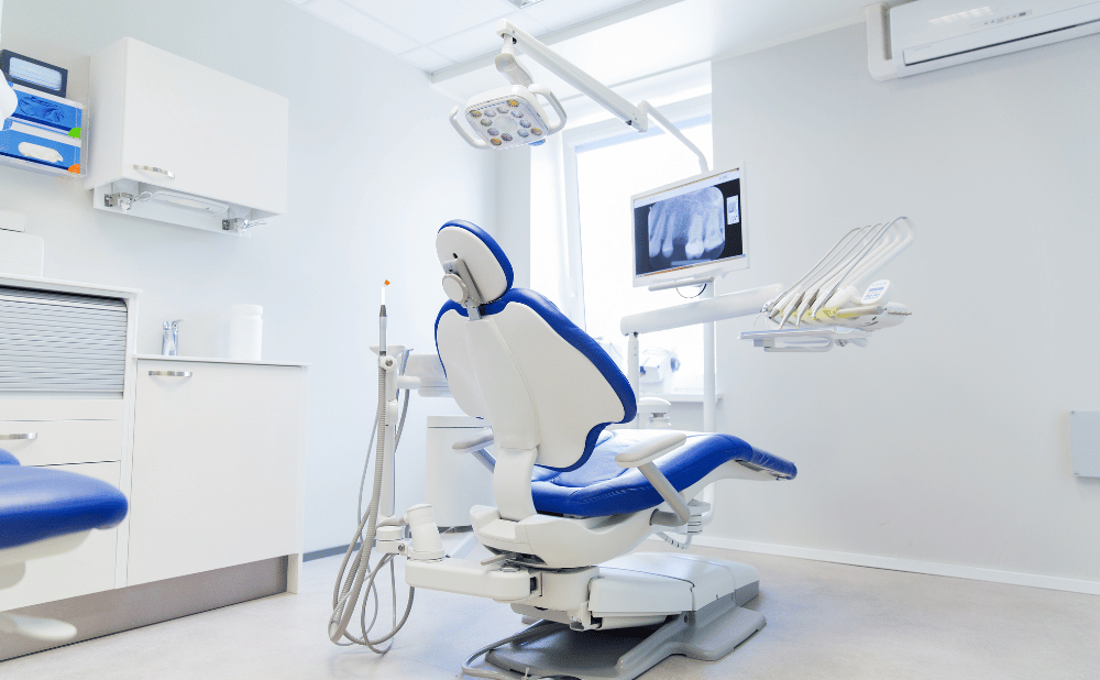 インプラント治療で後悔する原因