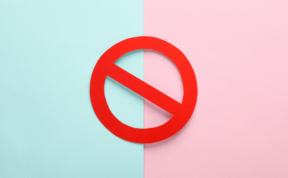 インプラント後の食事制限はいつまで続く？